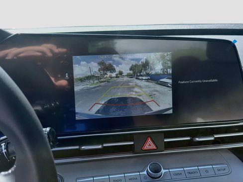 New 2026 Hyundai Elantra Limited FWD image 11
