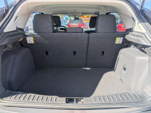 Used 2012 Ford Focus SE image 11