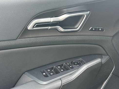 Used 2026 Kia Sportage SX FWD image 9