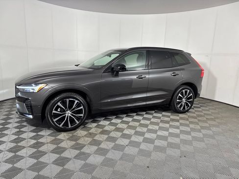 Used 2023 Volvo XC60 B5 Plus AWD/4WD image 1