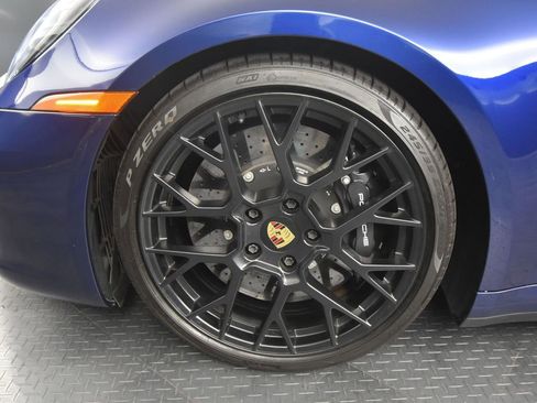 New 2024 Porsche 911 Carrera GTS RWD image 13