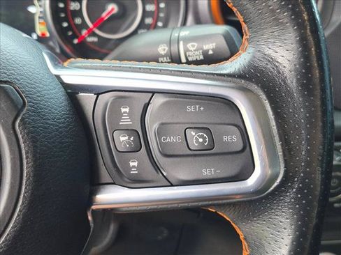 Used 2020 Jeep Gladiator Mojave AWD/4WD image 5
