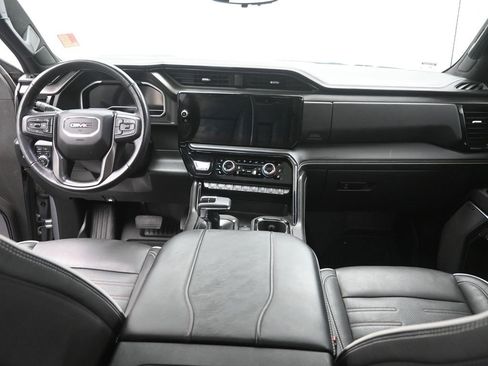 Used 2023 GMC Sierra 1500 AT4X image 14