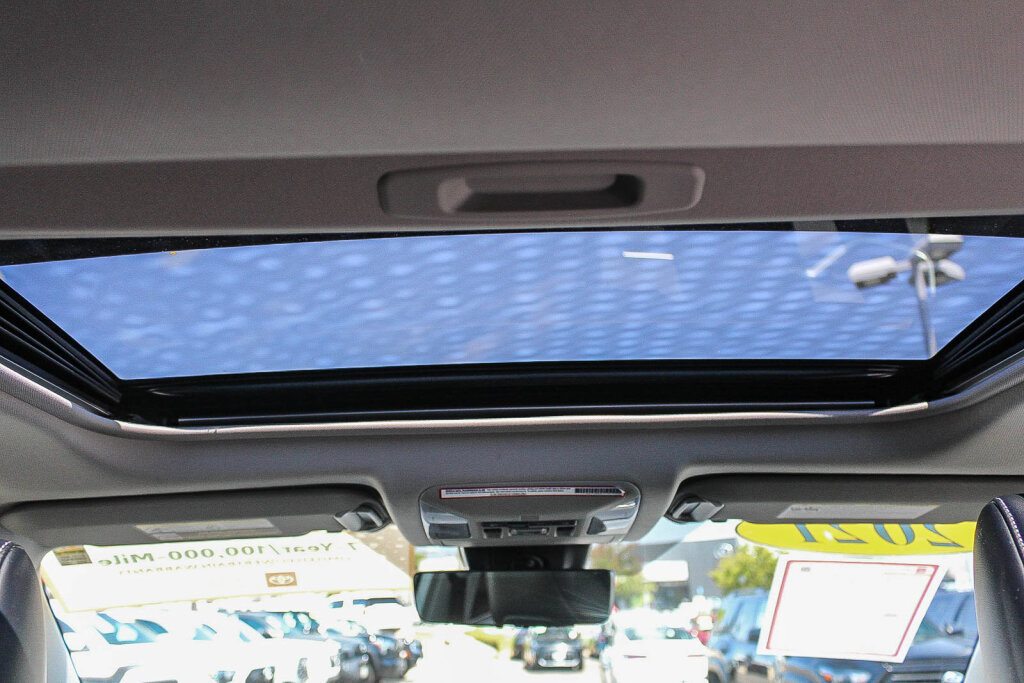 Certified 2021 Toyota RAV4 Limited FWD image 7