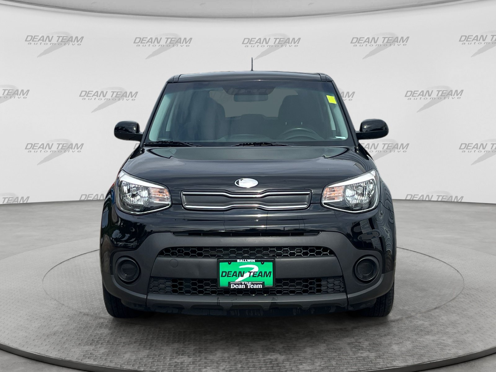 Used 2018 Kia Soul FWD image 2