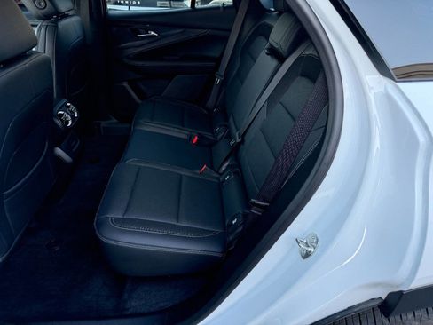 Used 2024 Chevrolet Blazer EV LT image 4