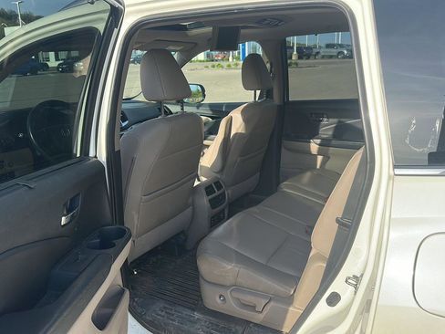 Used 2017 Honda Pilot Touring image 25