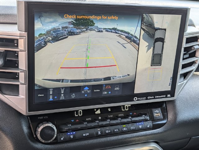 Used 2023 Toyota Tundra Limited AWD/4WD image 18