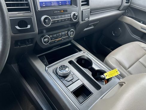 Used 2020 Ford Expedition XLT w/ Equipment Group 201A RWD image 33
