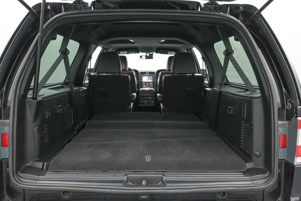Used 2017 Lincoln Navigator L Reserve AWD/4WD image 25