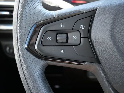 Used 2023 Chevrolet TrailBlazer LT AWD/4WD image 24