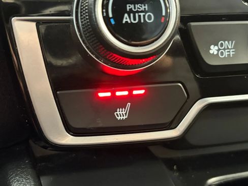 Used 2019 Honda CR-V Touring image 24