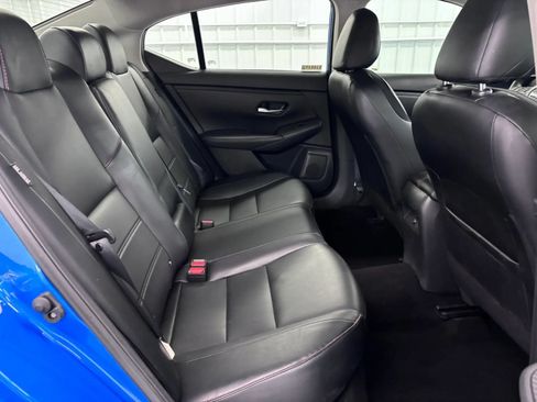Used 2024 Nissan Sentra SR w/ SR Premium Package FWD image 32