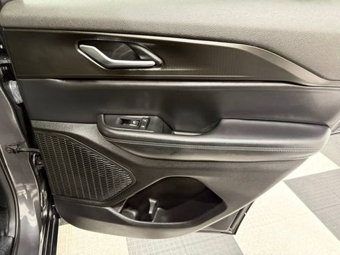 Used 2023 Jeep Grand Cherokee Altitude image 25