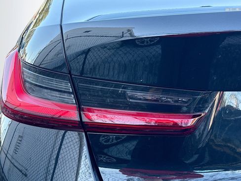 New 2026 BMW 330i Sedan image 10