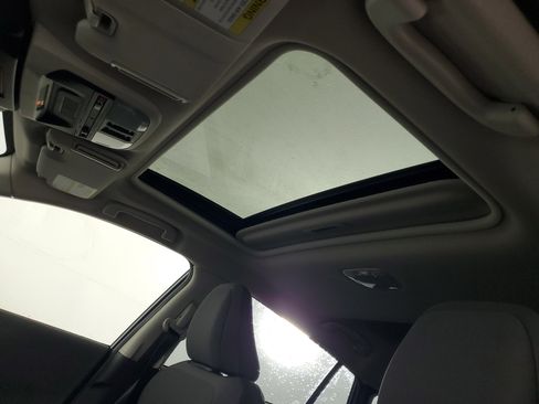 New 2025 Subaru Crosstrek 2.5i Premium image 31