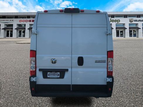 Used 2025 RAM ProMaster 3500 w/ Convenience Group FWD image 7