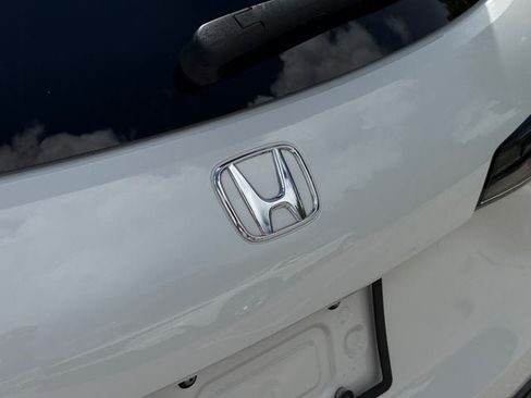 Used 2024 Honda HR-V EX-L image 18
