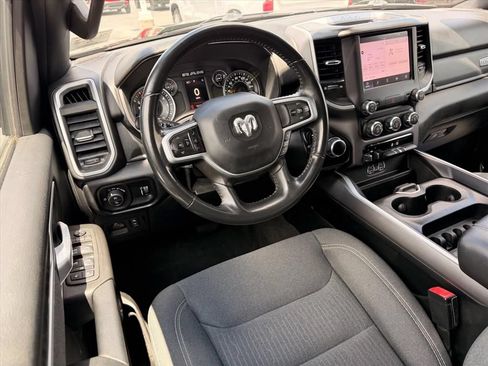 Used 2022 RAM 1500 Big Horn AWD/4WD image 12