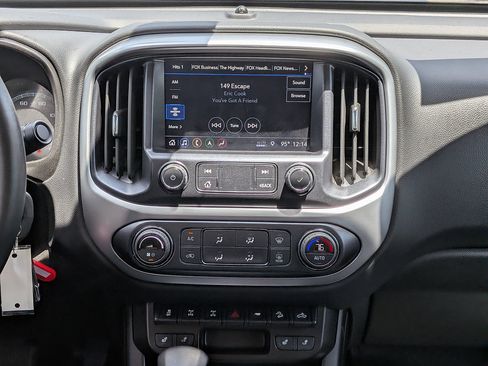 Certified 2022 Chevrolet Colorado ZR2 AWD/4WD image 17