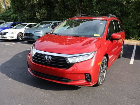Used 2022 Honda Odyssey Elite image 3