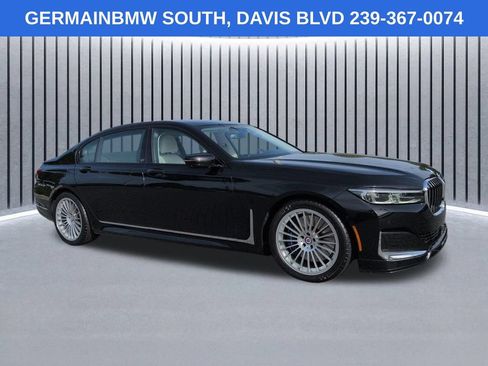 Used 2022 BMW ALPINA B7 xDrive AWD/4WD image 3