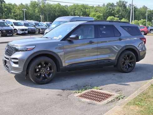 Used 2022 Ford Explorer ST-Line w/ Class IV Trailer Tow Package AWD/4WD image 4