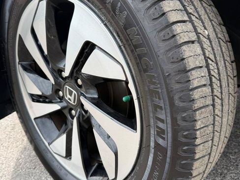 Used 2016 Honda CR-V Touring image 5