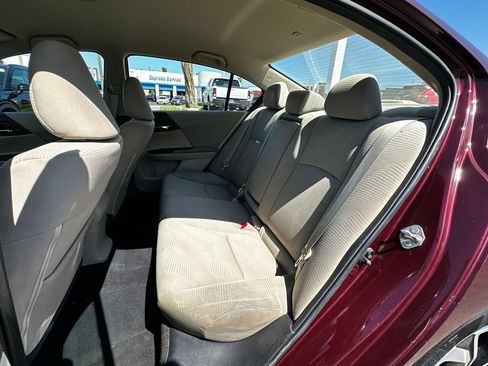 Used 2016 Honda Accord LX image 18