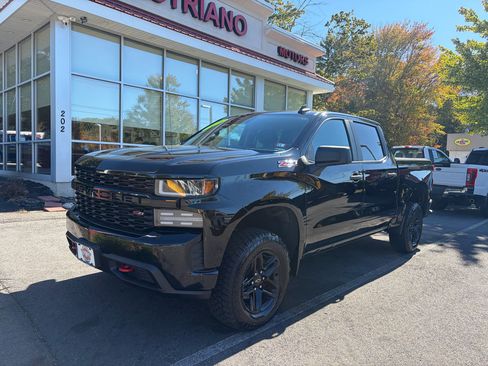 Used 2021 Chevrolet Silverado 1500 Custom Trail Boss image 2