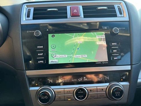 Used 2017 Subaru Outback 2.5i Premium image 15