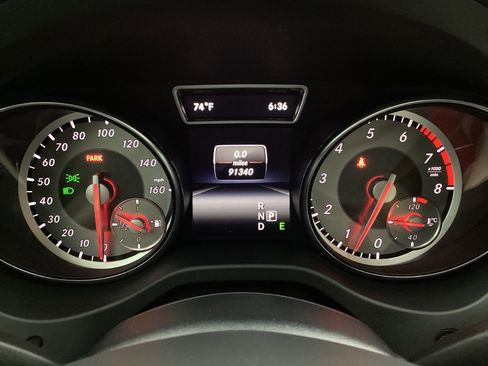 Used 2015 Mercedes-Benz GLA 250 4MATIC image 33