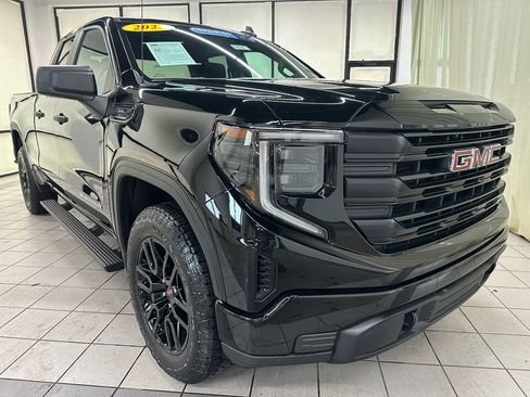 Used 2023 GMC Sierra 1500 Pro w/ Graphite Edition image 2