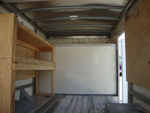 Used 2019 Chevrolet Express 3500 w/ Power Convenience Package image 6