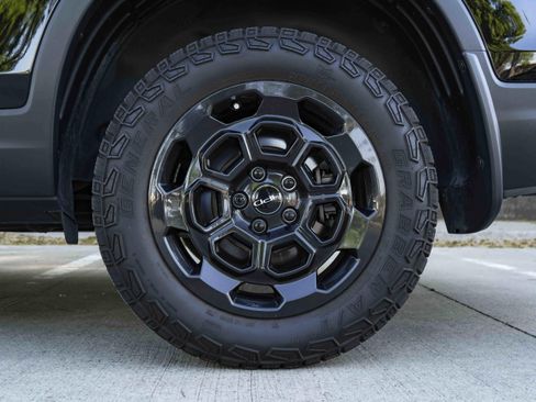Used 2025 Honda Ridgeline TrailSport+ image 15