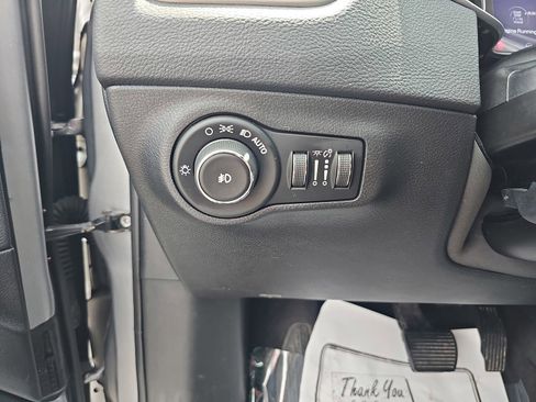 Used 2018 Jeep Compass Latitude w/ Trailer Tow Group AWD/4WD image 29