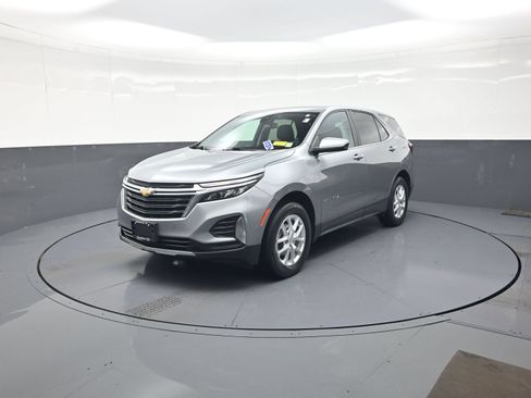 Used 2024 Chevrolet Equinox LT AWD/4WD image 7