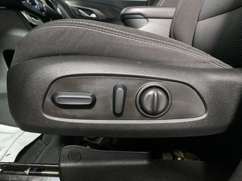 Certified 2024 GMC Terrain SLE w/ Driver Convenience Package AWD/4WD image 12