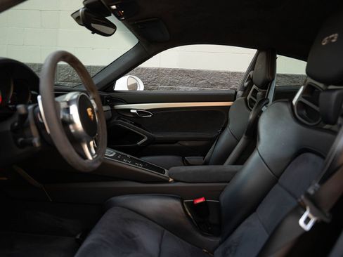 Used 2015 Porsche 911 GT3 RWD image 58