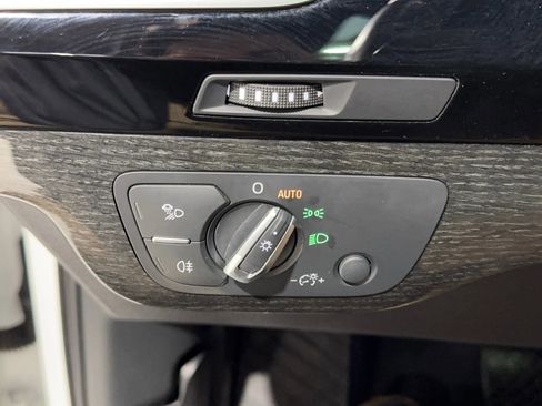 Used 2019 Audi Q7 3.0T Premium w/ Convenience Package image 41