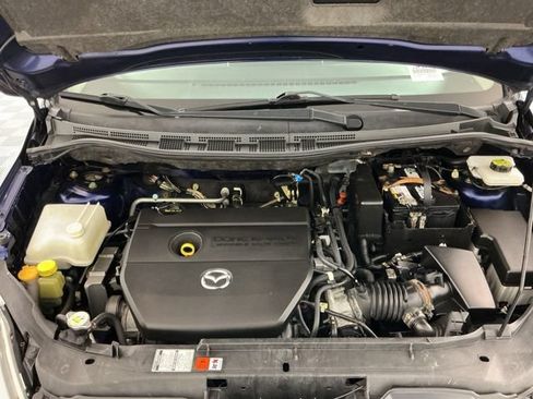 Used 2010 MAZDA MAZDA5 Sport FWD image 27