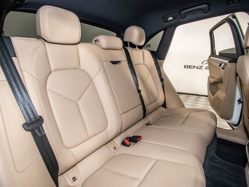 Used 2023 Porsche Macan S AWD/4WD image 15