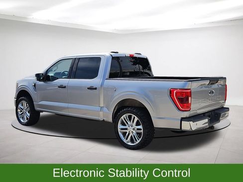 Used 2021 Ford F150 XLT w/ Equipment Group 301A Mid RWD image 16