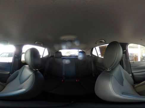 Used 2025 Buick Encore GX Preferred image 41