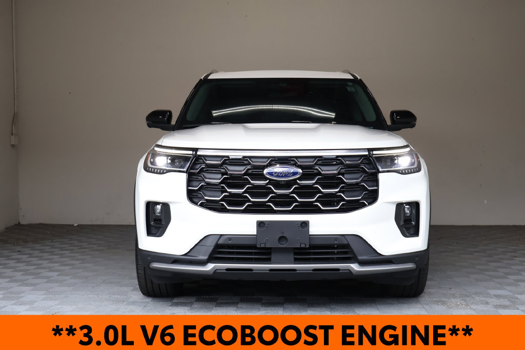 Used 2025 Ford Explorer Platinum w/ Ultimate Package AWD/4WD image 4