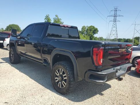 Used 2021 GMC Sierra 2500 AT4 w/ AT4 Premium Plus Package AWD/4WD image 3