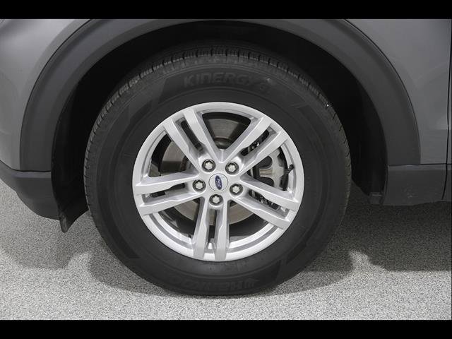Certified 2023 Ford Explorer XLT w/ Equipment Group 202A AWD/4WD image 23