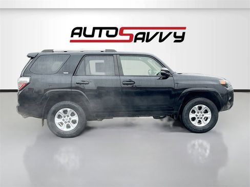 Used 2021 Toyota 4Runner SR5 Premium image 8