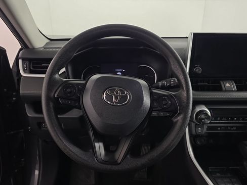 Used 2024 Toyota RAV4 XLE AWD/4WD image 13