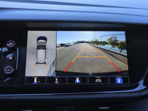 Used 2023 Buick Envision Avenir FWD image 18
